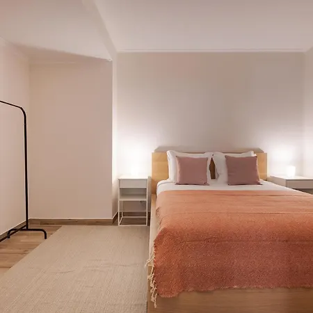 Апартаменты Santos Gem Iii - Space In Trendy Neighborhood Лиссабон