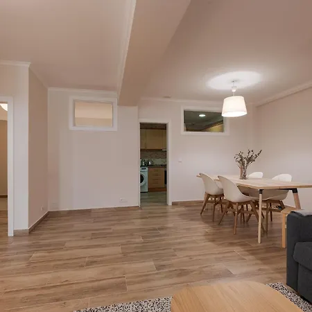 아파트 Santos Gem Iii - Space In Trendy Neighborhood